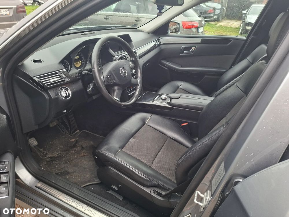 Mercedes-Benz Klasa E 220 CDI BlueEff Avantgarde - 10