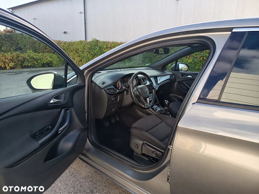Opel Astra 1.4 T Elite - 14