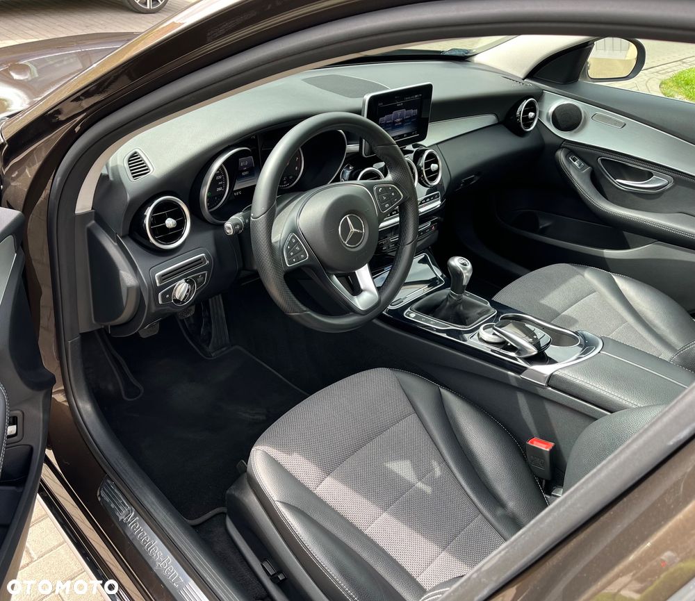 Mercedes-Benz Klasa C 200 Avantgarde - 18