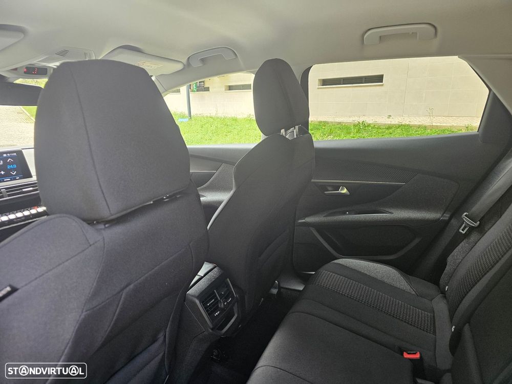 Peugeot 3008 1.2 PureTech Active - 17