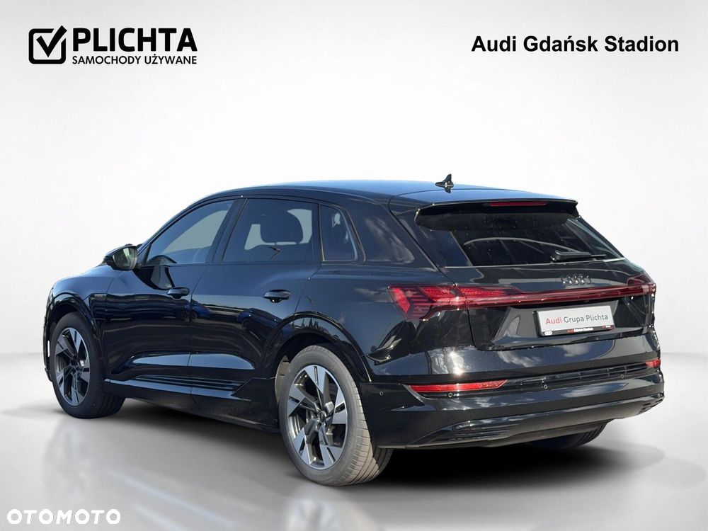 Audi e-tron - 4