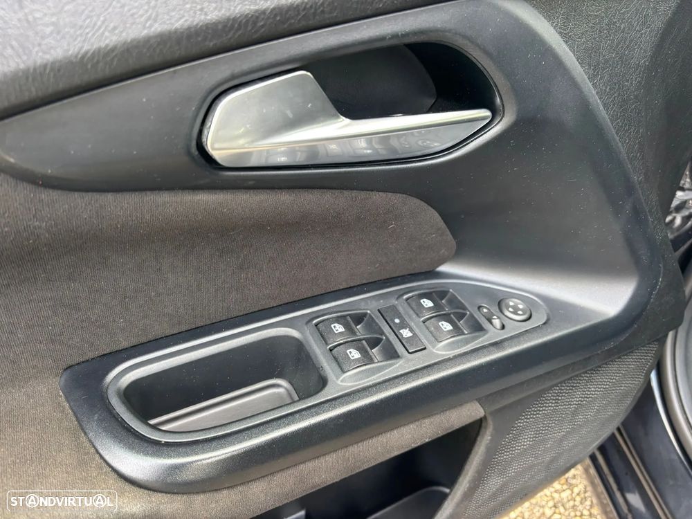 Fiat Tipo Station Wagon 1.3 M-Jet Lounge - 17