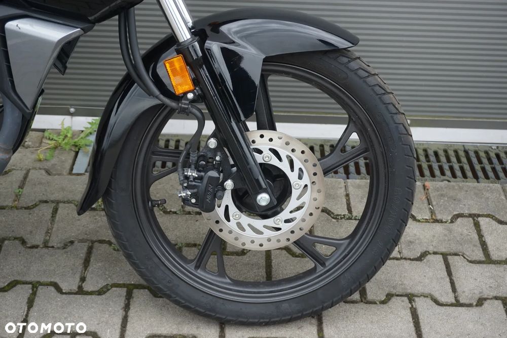 Honda CB - 8