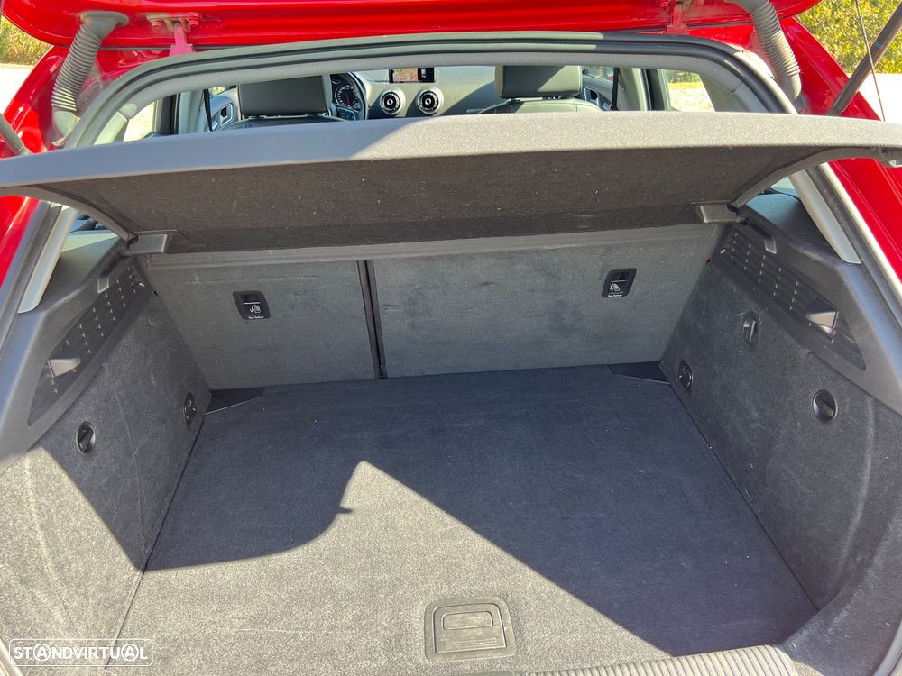 Audi A3 Sportback 1.0 TFSI Design - 10