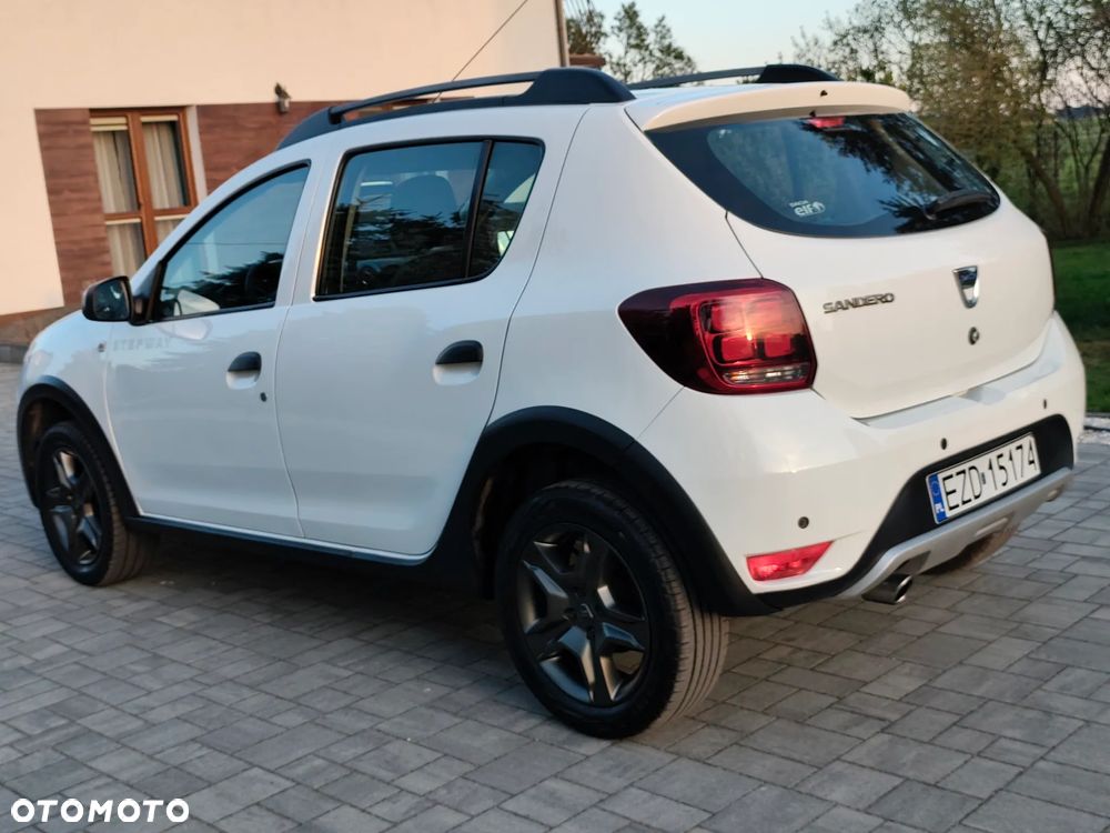 Dacia Sandero Stepway 0.9 TCe Laureate S&S EU6 - 6