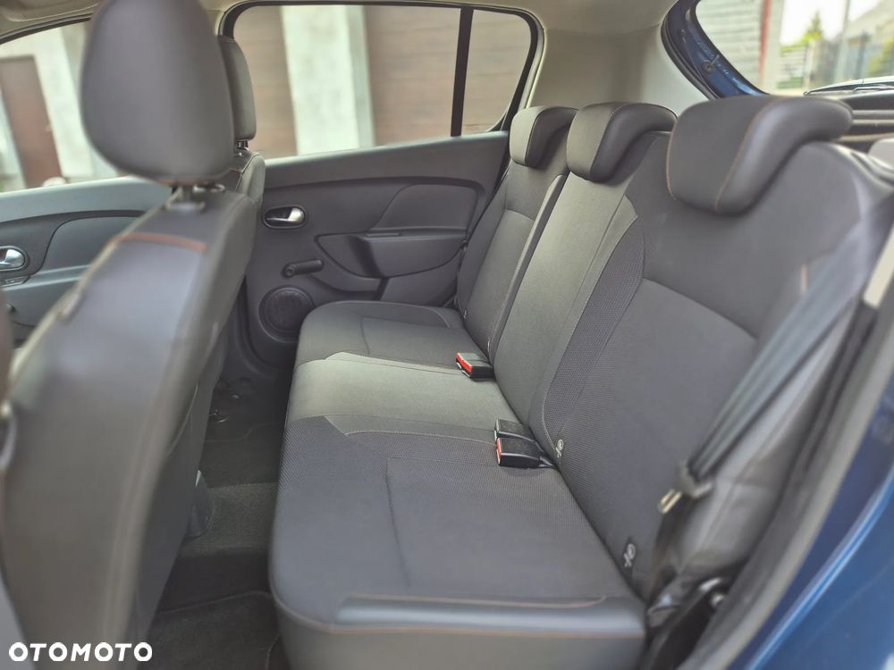 Dacia Sandero TCe 90 Celebration - 28