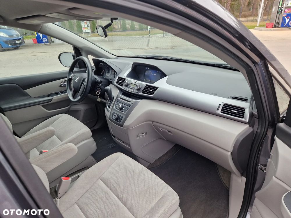Honda Odyssey 3.5 EX - 8