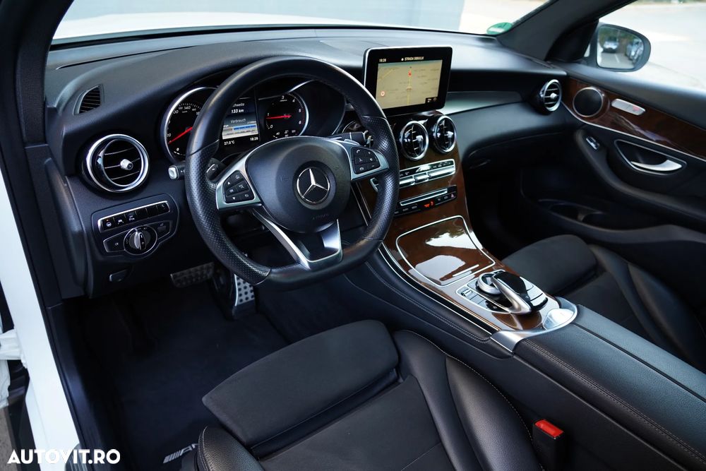 Mercedes-Benz GLC 220 d 4MATIC 9G-TRONIC AMG Line - 10