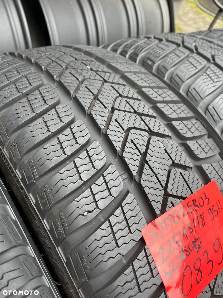 Pirelli 225 45 18 Sottozero 3 Winter Zima 4szt. komplet - 3