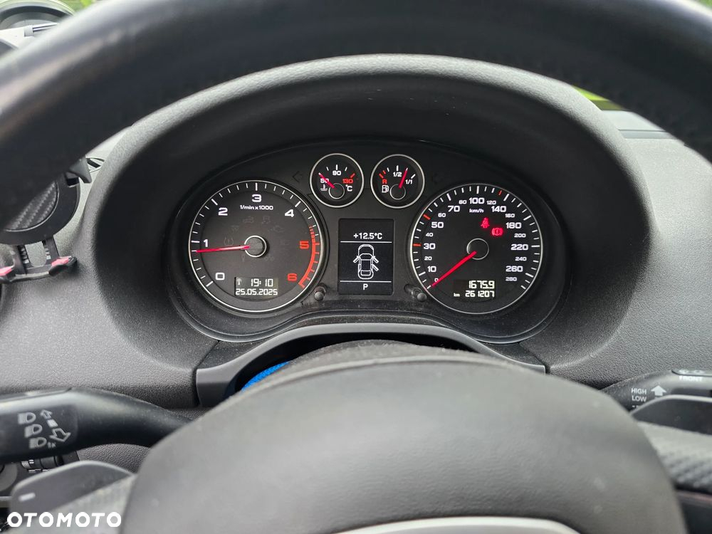 Audi A3 2.0 TDI DPF Ambiente S tronic - 11
