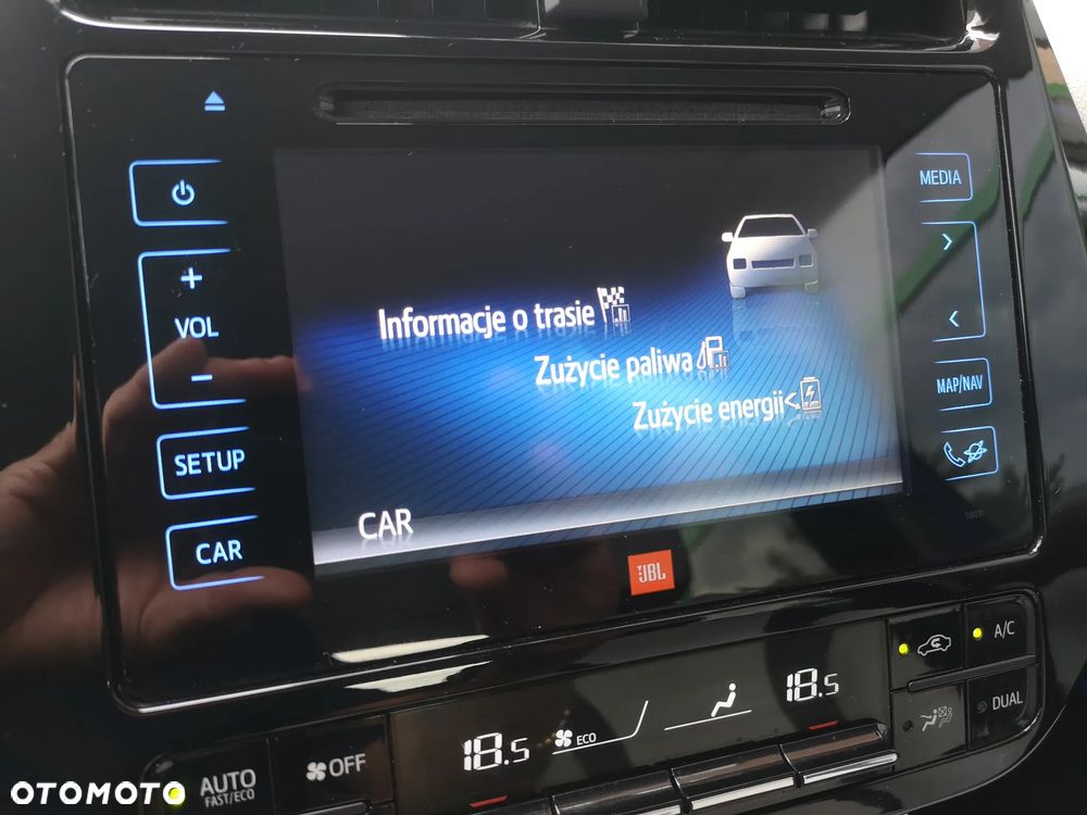 Toyota Prius 1.8 Hybrid Prestige - 22