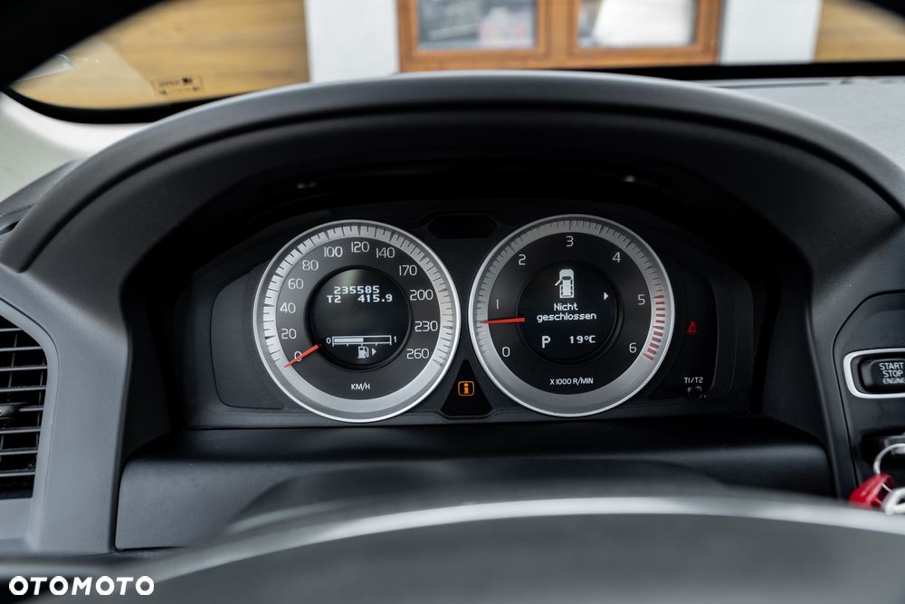 Volvo XC 60 D4 AWD Summum - 27