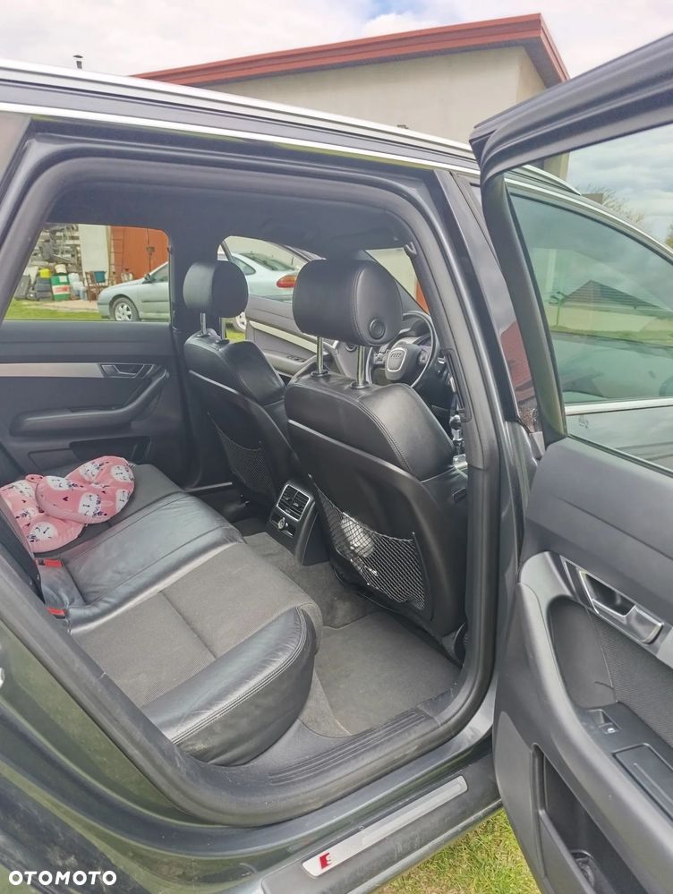 Audi A6 Avant 2.4 - 17