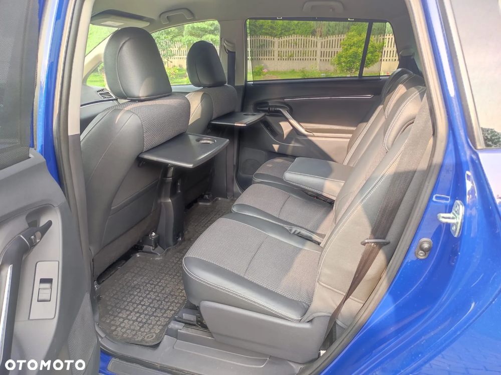 Toyota Verso 1.6 D-4D Prestige 7os EU6 - 10