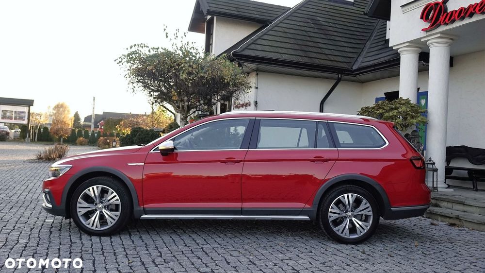 Volkswagen Passat Alltrack - 12