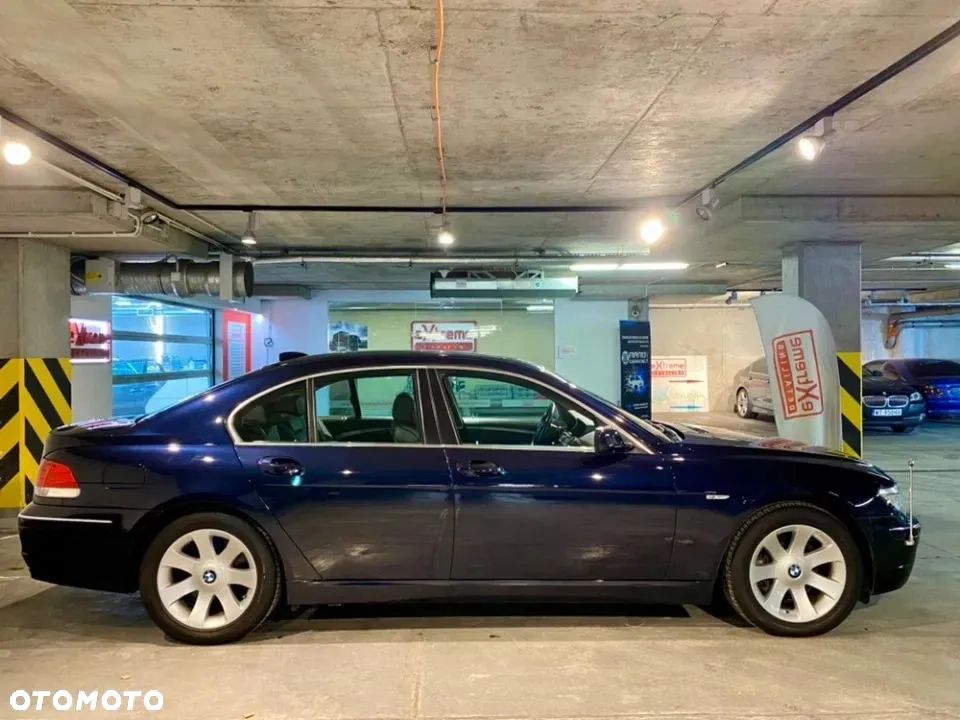 BMW Seria 7 740i - 5