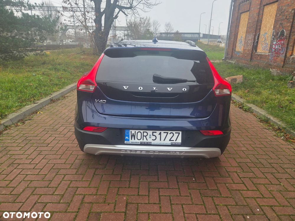 Volvo V40 D2 Ocean Race - 13