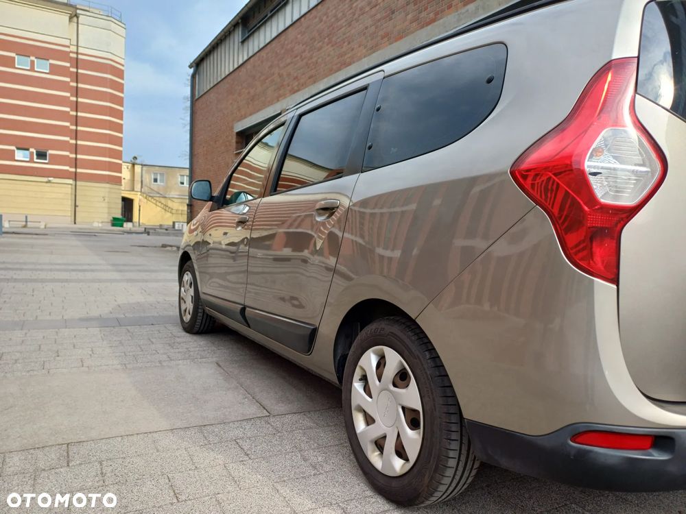 Dacia Lodgy 1.6 SCe Laureate S&S - 5