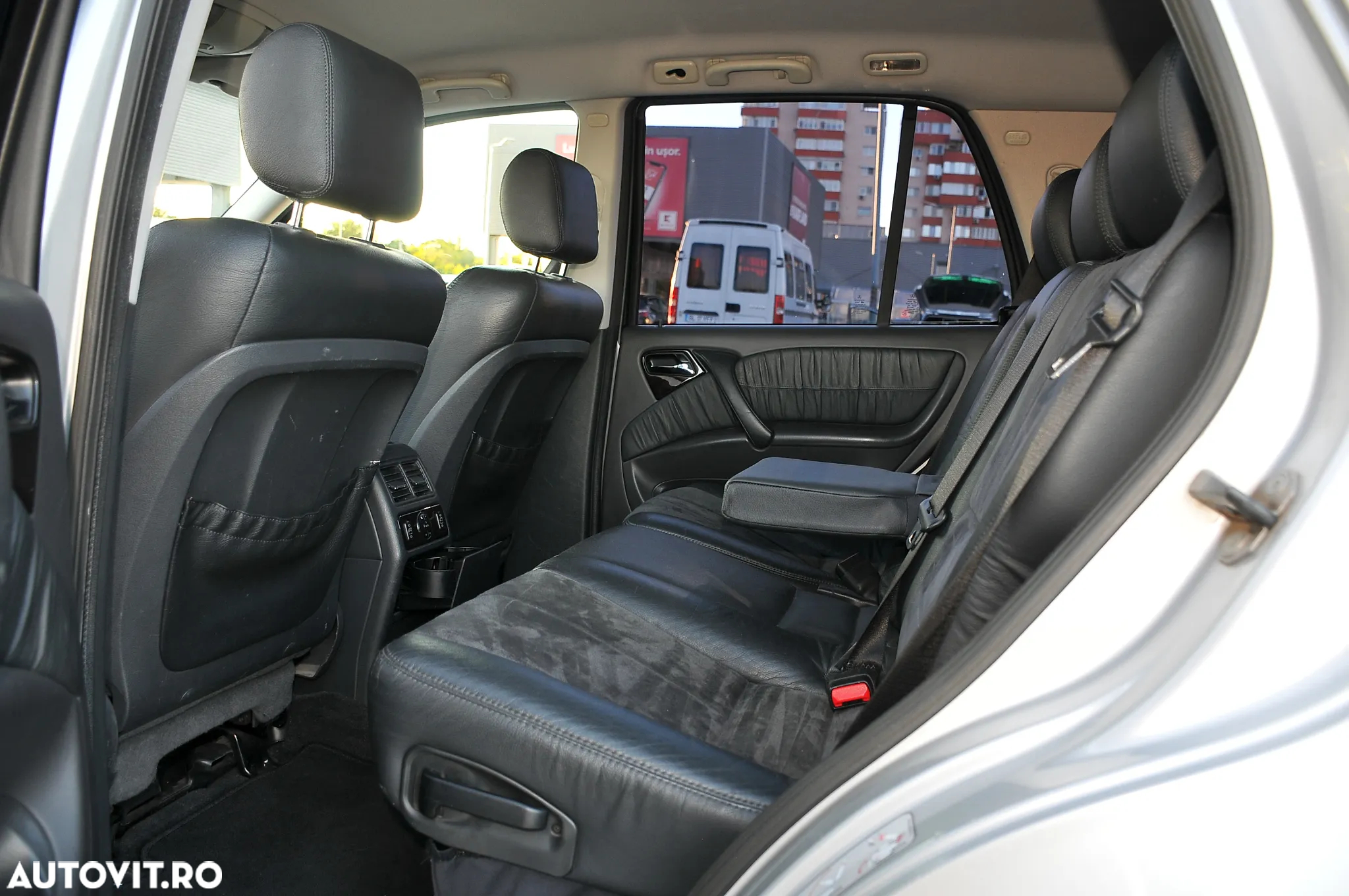 Mercedes-Benz ML - 15