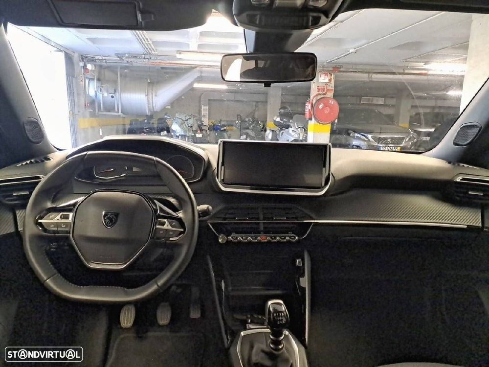 Peugeot 2008 1.2 PureTech Style - 8
