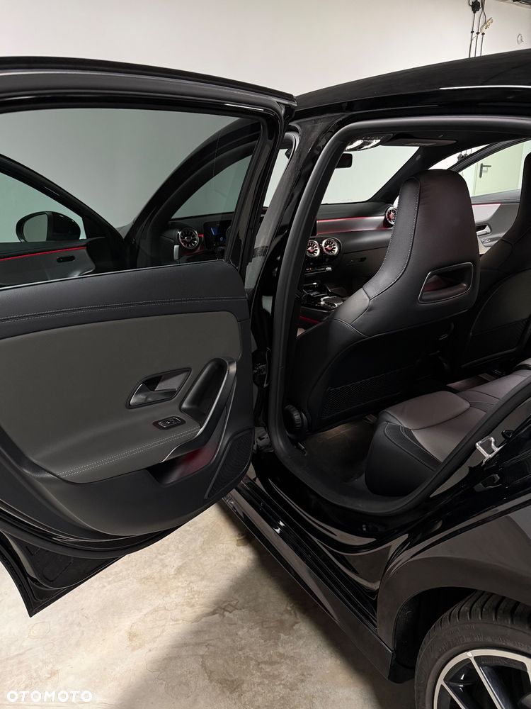 Mercedes-Benz Klasa A AMG 35 4Matic AMG Speedshift DCT 7G - 29