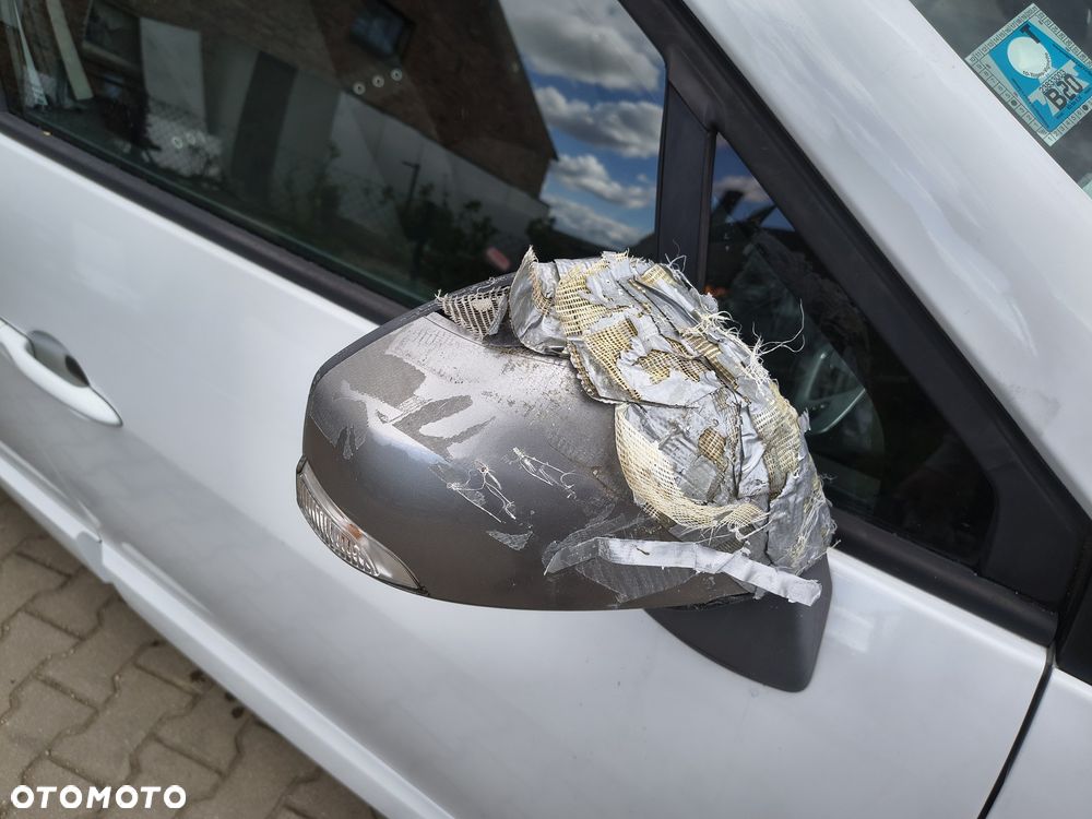 Renault Grand Scenic - 6