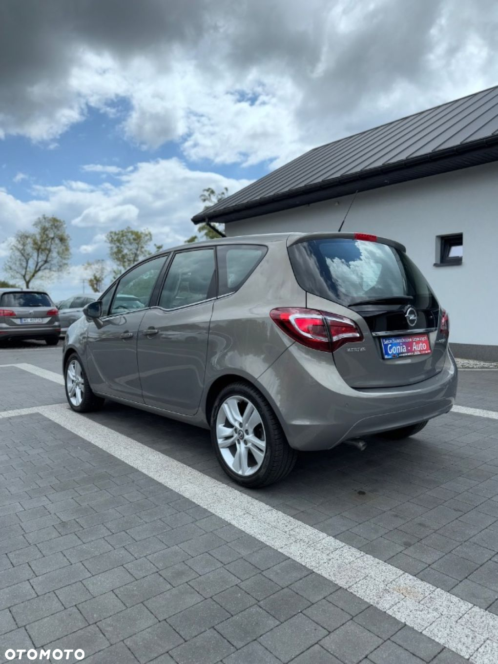Opel Meriva - 8