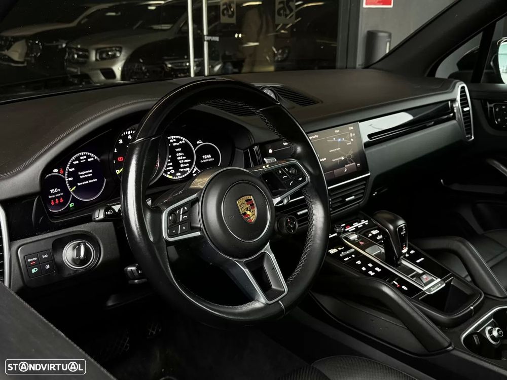 Porsche Cayenne E-Hybrid Tiptronic S Platinum Edition - 15