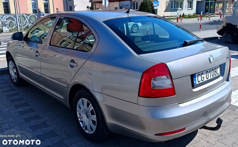 Skoda Octavia 1.6 IMPULS EDITION - 11