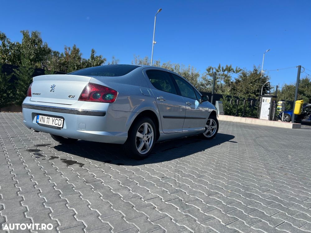 Peugeot 407 1.6HDi SR Confort - 12