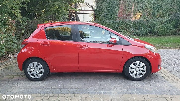 Toyota Yaris 1.4 D-4D Luna EU5 - 7