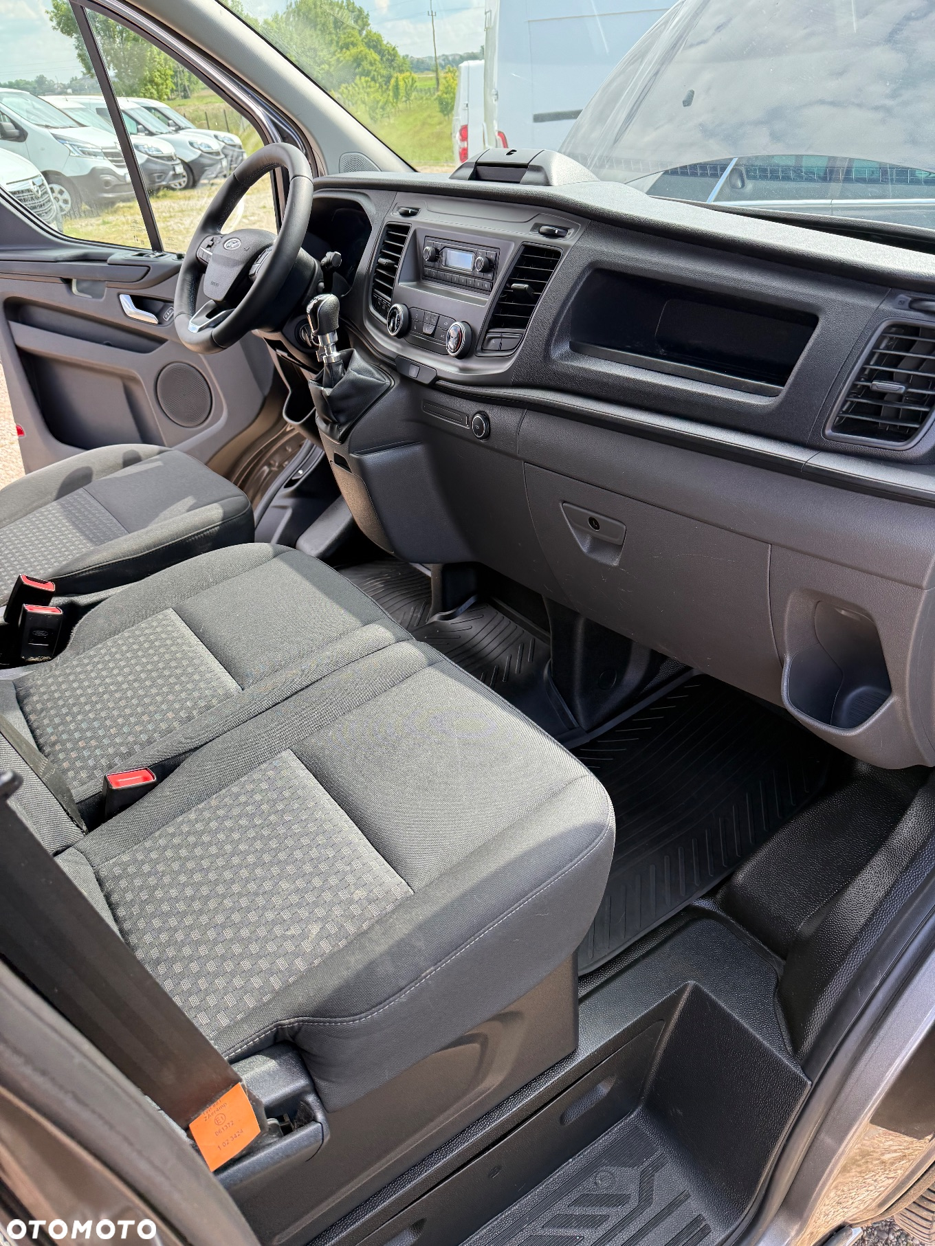 Ford TRANSIT CUSTOM 2.0 TDCI 130 KM SUPER STAN PIĘKNY I BOGATY OKAZJA - 10