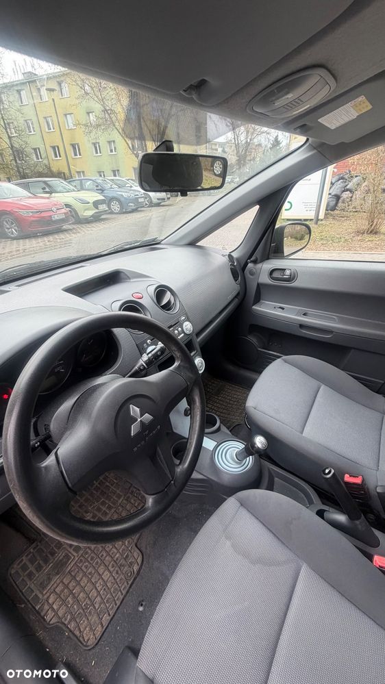 Mitsubishi Colt - 14