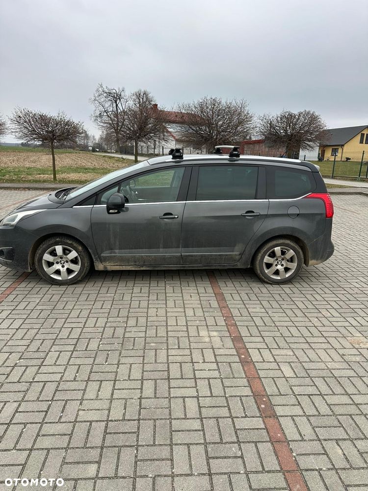Peugeot 5008 - 6