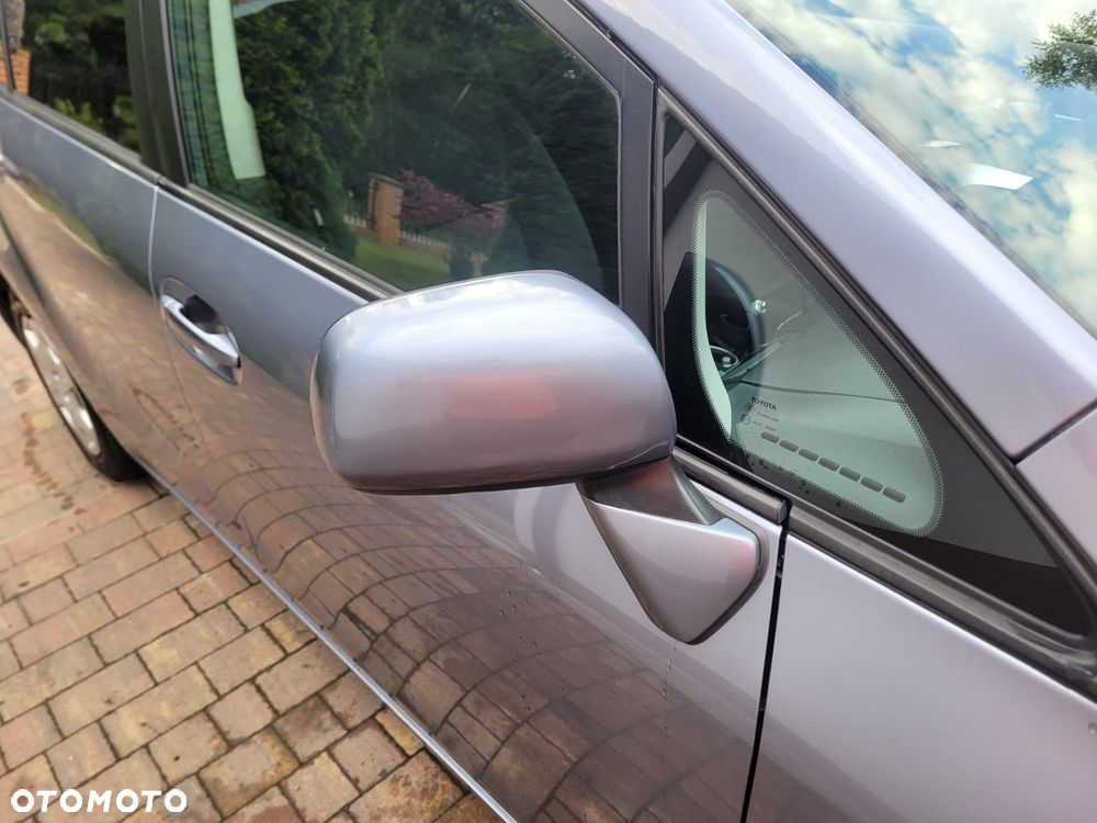 Toyota Verso 1.6 5-Sitzer Comfort - 9