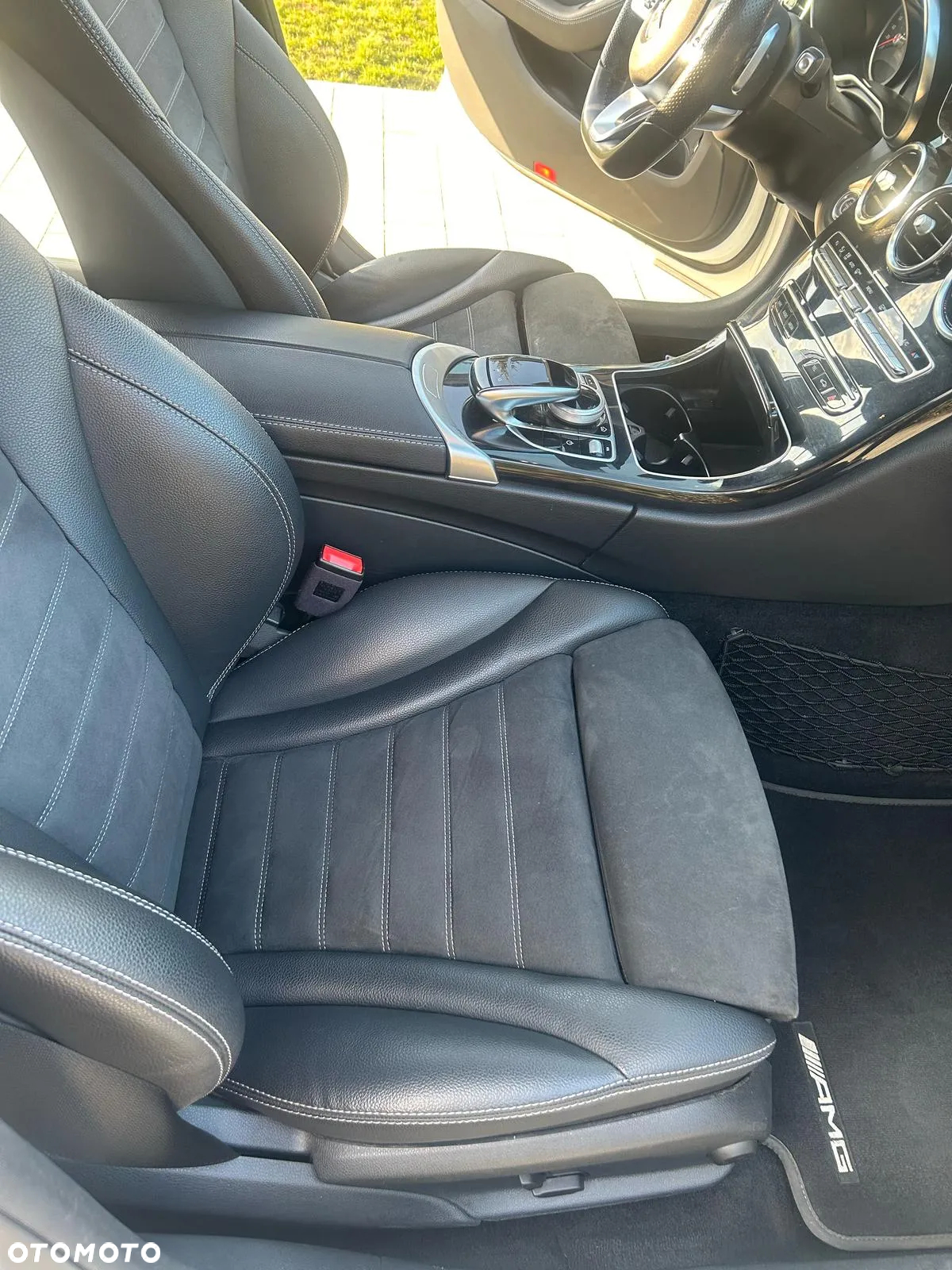 Mercedes-Benz Klasa C 200 d 9G-TRONIC - 36