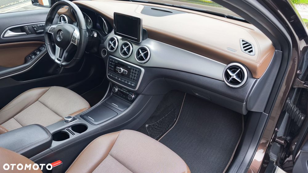 Mercedes-Benz GLA 220 CDI 4-Matic - 14