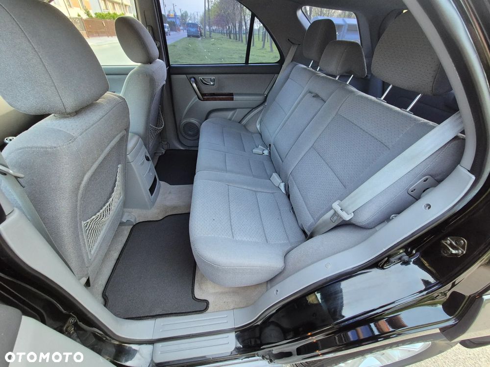 Kia Sorento - 28