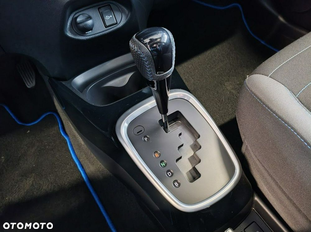 Toyota Yaris Hybrid 1.5 VVT-i Style Selection - 30