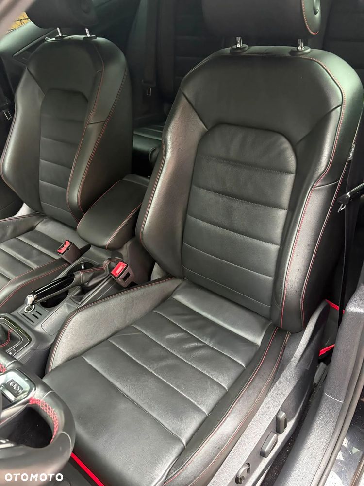 Volkswagen Golf GTI (BlueMotion Technology) Performance - 27