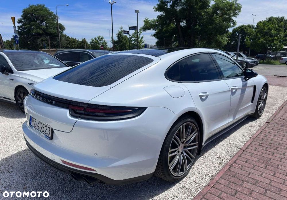 Porsche Panamera - 6