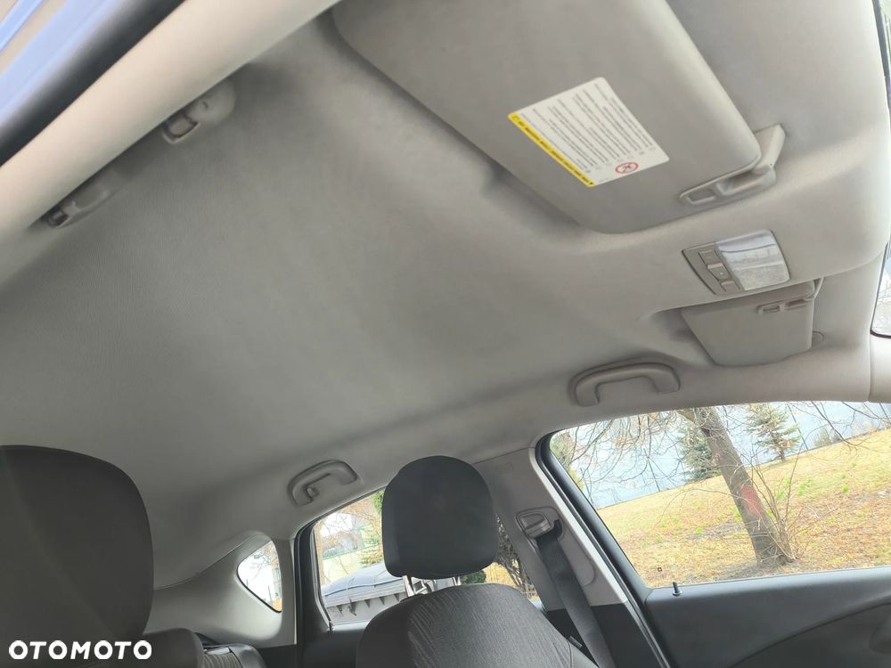 Opel Astra 1.6 Turbo Edition - 17