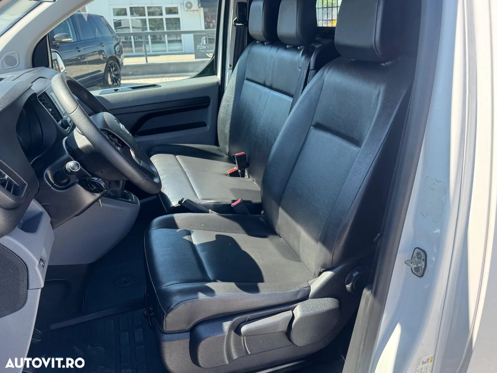 Opel Vivaro - 23