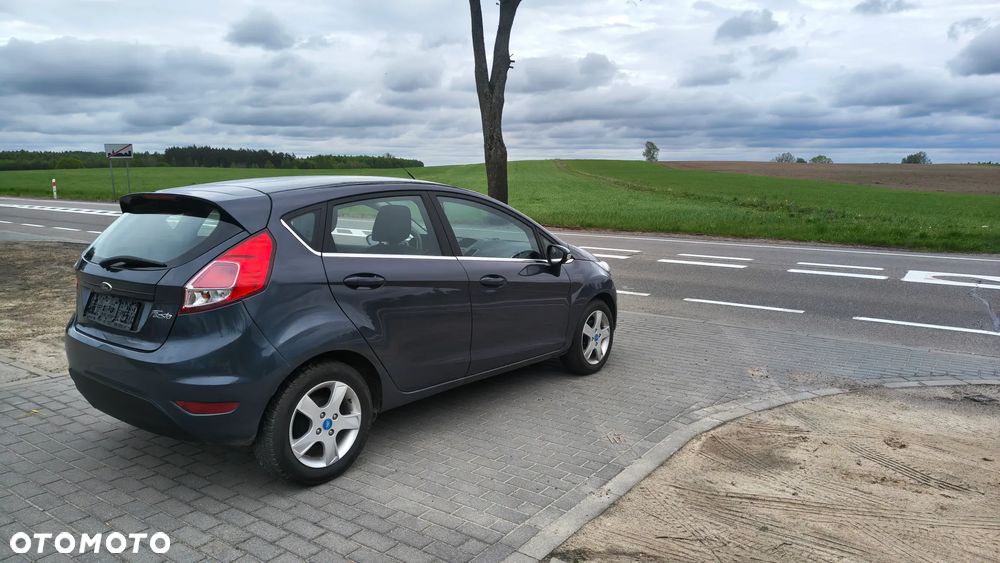 Ford Fiesta 1.25 Ambiente - 11