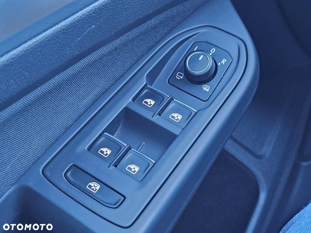 Volkswagen Golf VIII 2.0 TDI Life DSG - 15