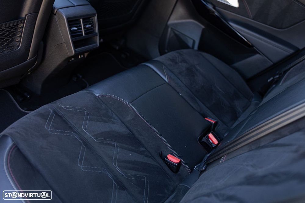 DS DS7 Crossback 1.5 BlueHDi Performance Line EAT8 - 32