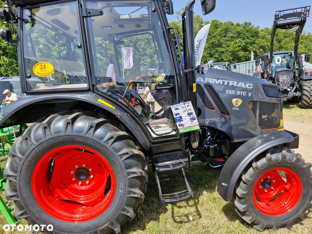 Farmtrac 555 DTc V - 6