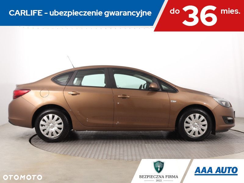 Opel Astra - 8