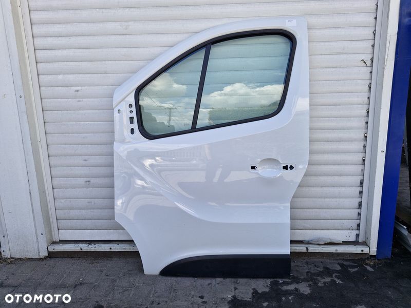 RENAULT TRAFIC III DRZWI LEWY PRZÓD - 1