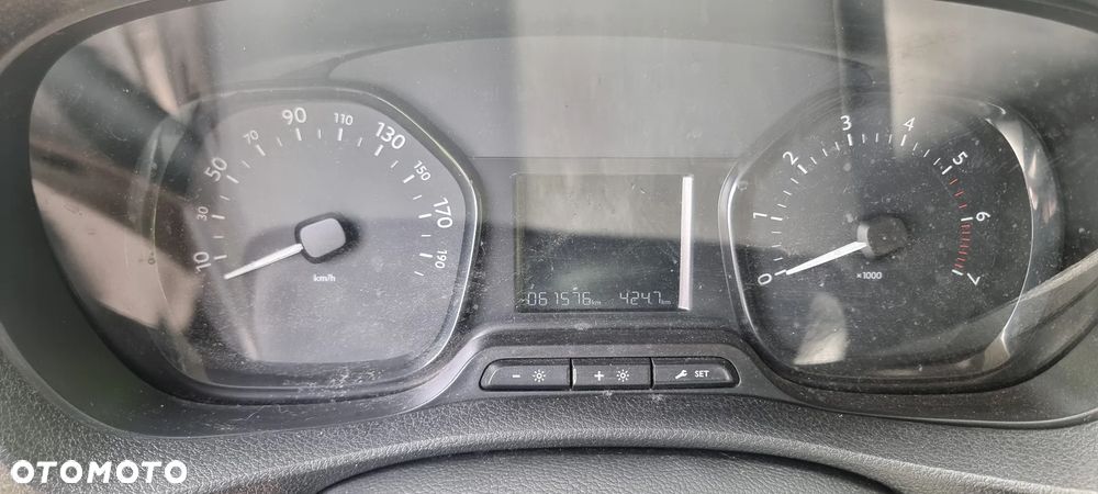 Toyota ProAce D-4D Medium 3,1t Mobilny Life - 5